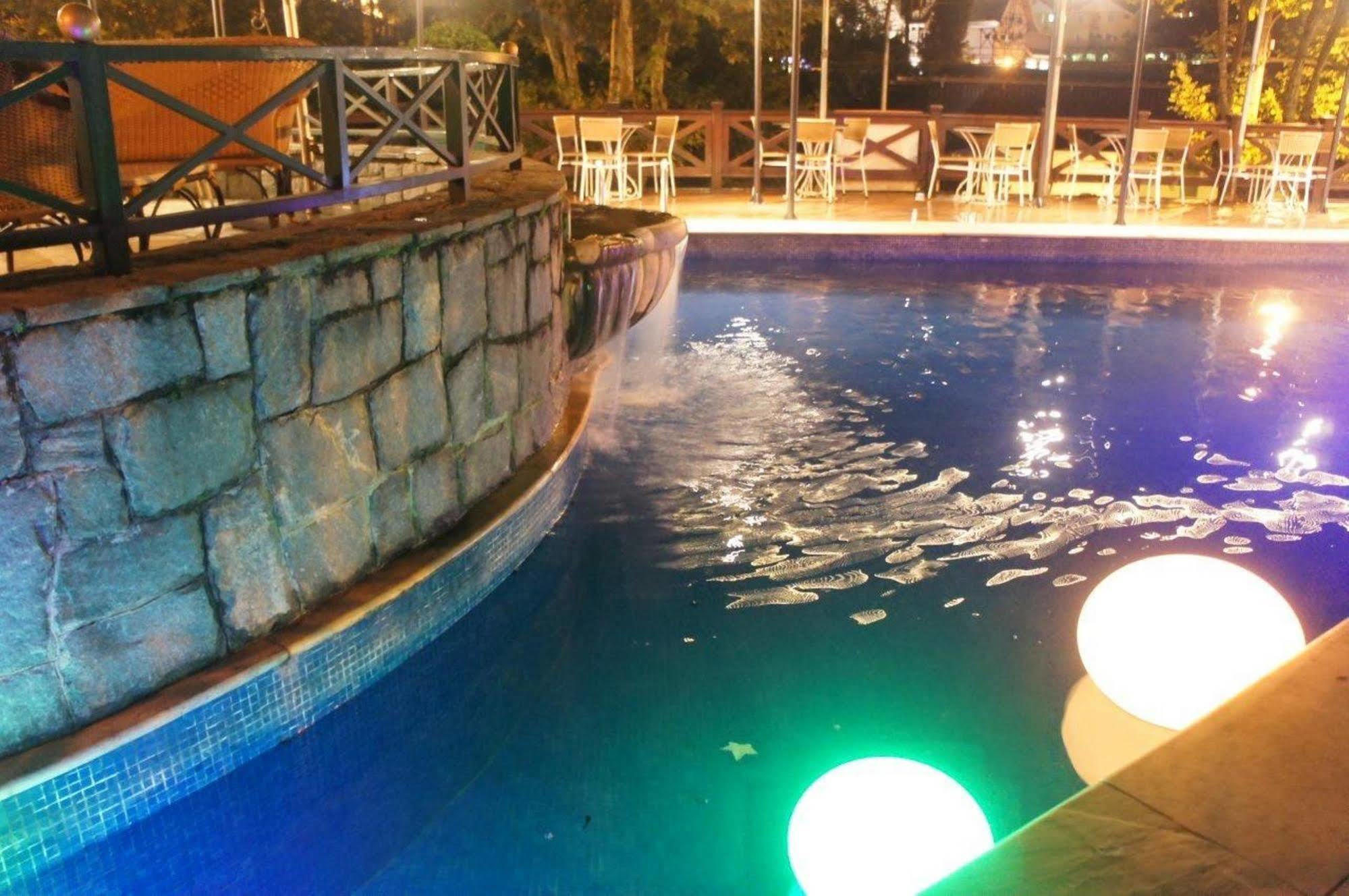 Hotel Frontenac Campos do Jordão المظهر الخارجي الصورة